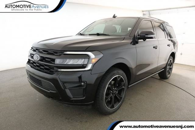 2023 Ford Expedition Limited 4WD photo