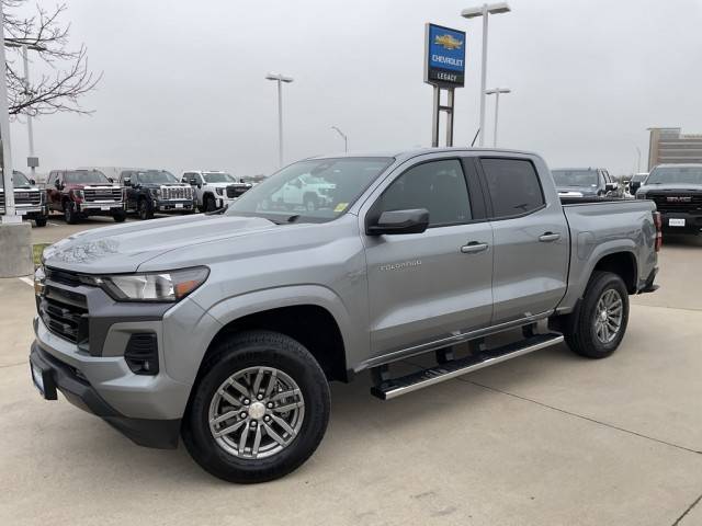 2023 Chevrolet Colorado 2WD LT RWD photo