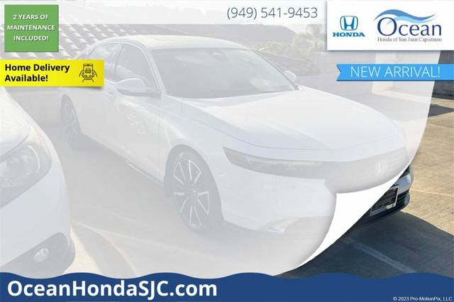 2023 Honda Accord Touring FWD photo