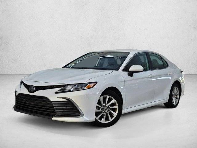 2023 Toyota Camry LE FWD photo
