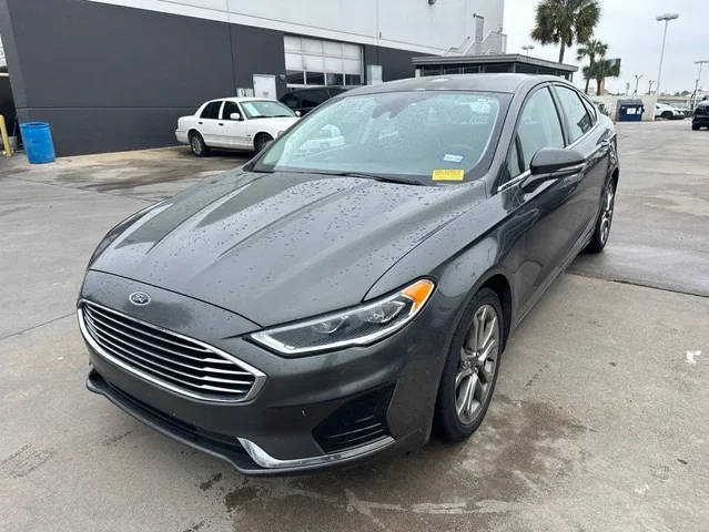 2020 Ford Fusion SEL FWD photo