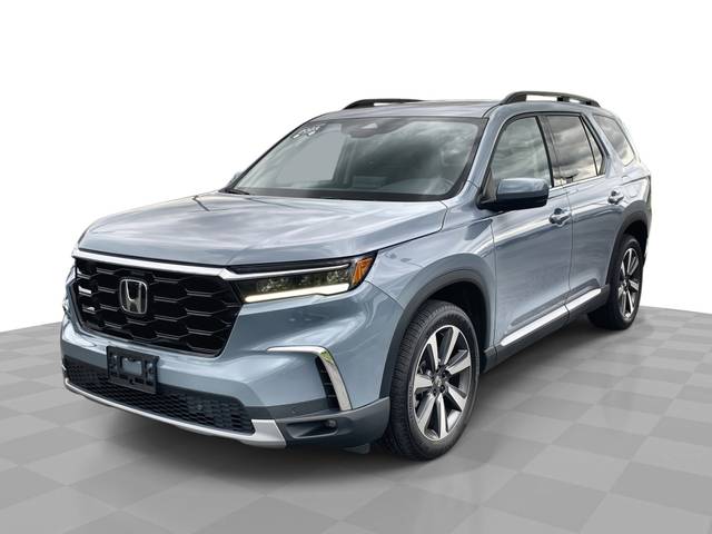 2023 Honda Pilot Touring AWD photo
