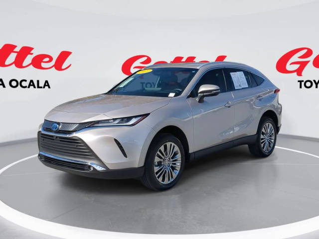 2023 Toyota Venza LE AWD photo