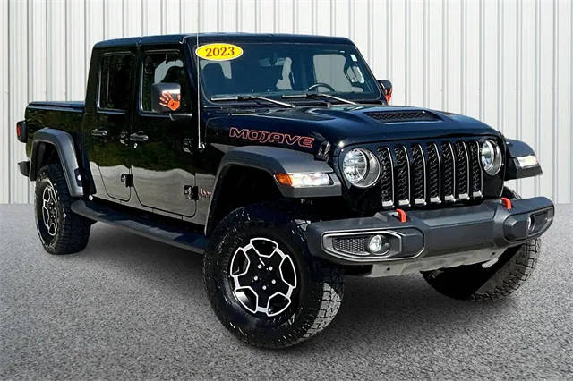 2023 Jeep Gladiator Mojave 4WD photo