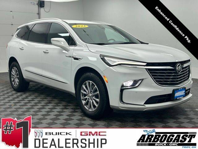 2023 Buick Enclave Essence FWD photo