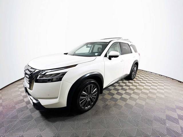 2023 Nissan Pathfinder SL 4WD photo