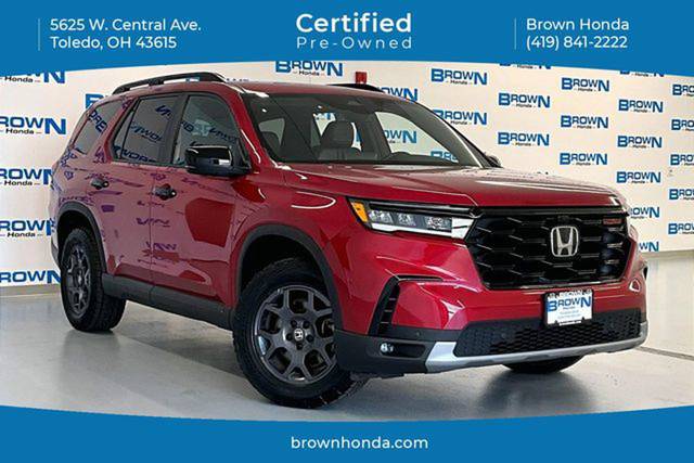 2023 Honda Pilot TrailSport AWD photo