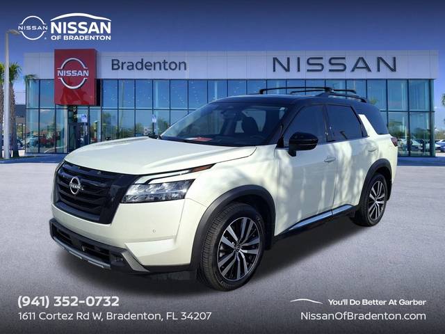 2023 Nissan Pathfinder Platinum 4WD photo
