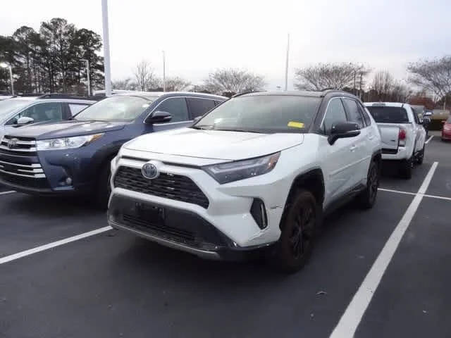 2023 Toyota RAV4 Hybrid XSE AWD photo