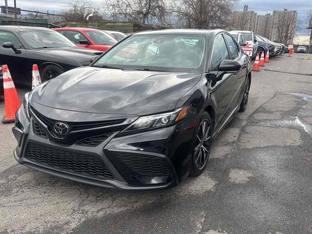 2023 Toyota Camry SE FWD photo