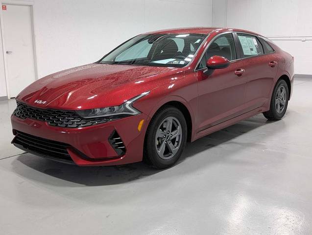 2023 Kia K5 LXS FWD photo