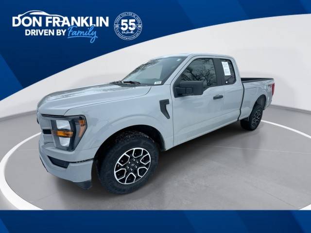 2023 Ford F-150 XL 4WD photo