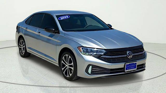 2023 Volkswagen Jetta Sport FWD photo