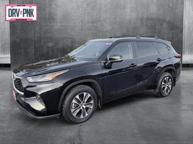 2023 Toyota Highlander XLE AWD photo