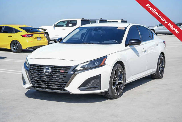 2023 Nissan Altima 2.5 SR FWD photo