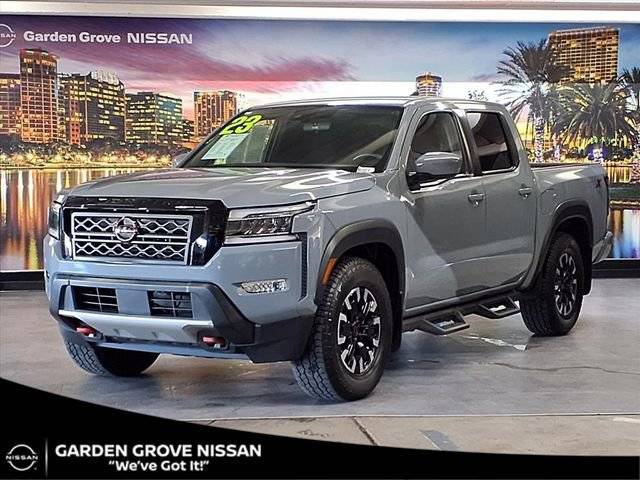 2023 Nissan Frontier PRO-X RWD photo