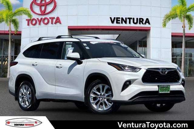 2023 Toyota Highlander Limited FWD photo