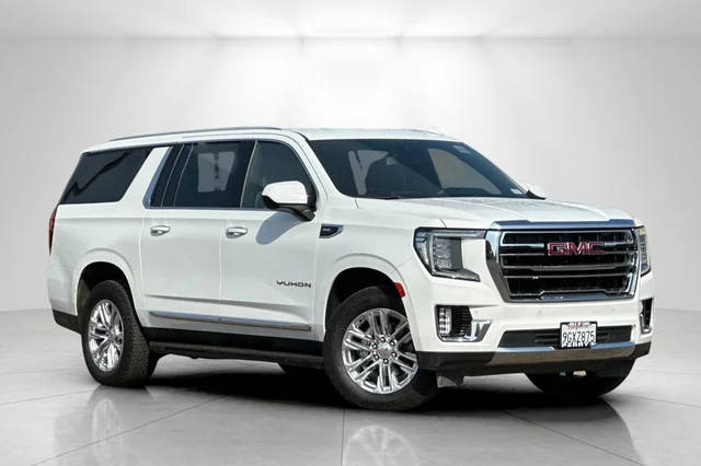 2023 GMC Yukon XL SLT RWD photo