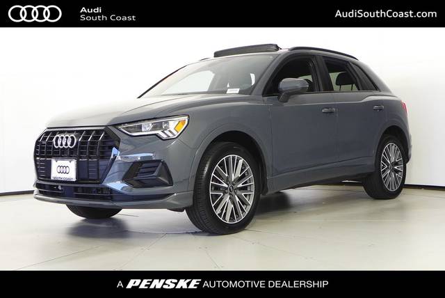 2023 Audi Q3 Premium AWD photo