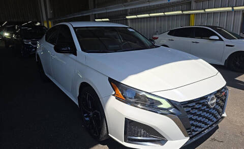 2023 Nissan Altima 2.5 SR AWD photo