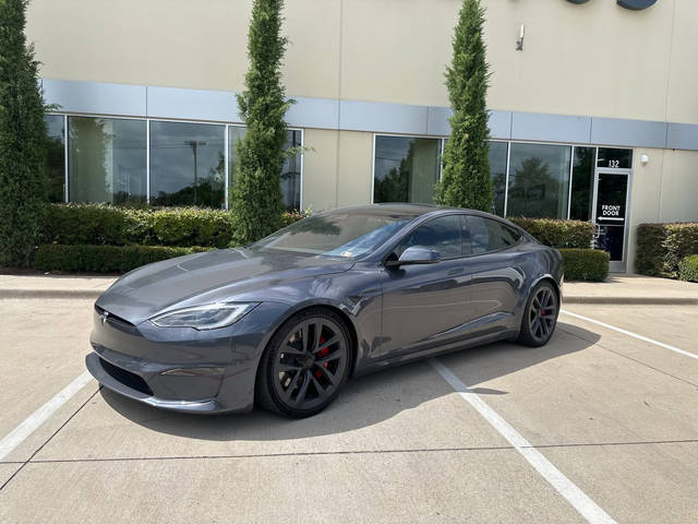 2023 Tesla Model S Plaid AWD photo