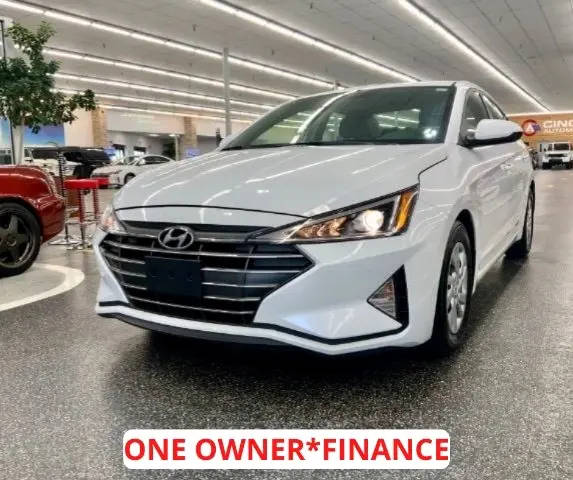 2019 Hyundai Elantra SE FWD photo