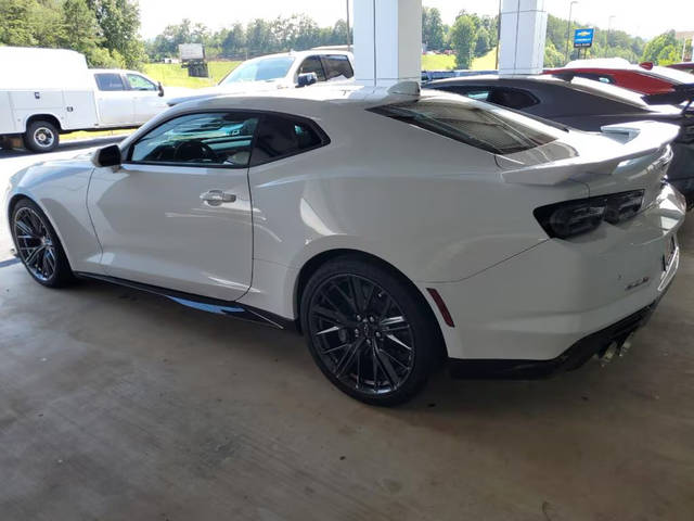 2022 Chevrolet Camaro ZL1 RWD photo