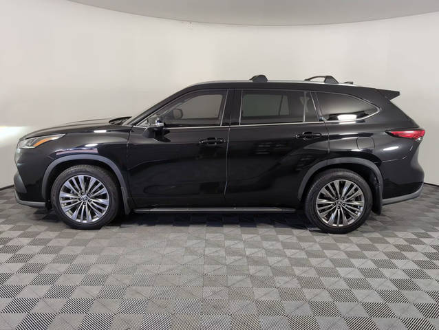 2021 Toyota Highlander Platinum AWD photo