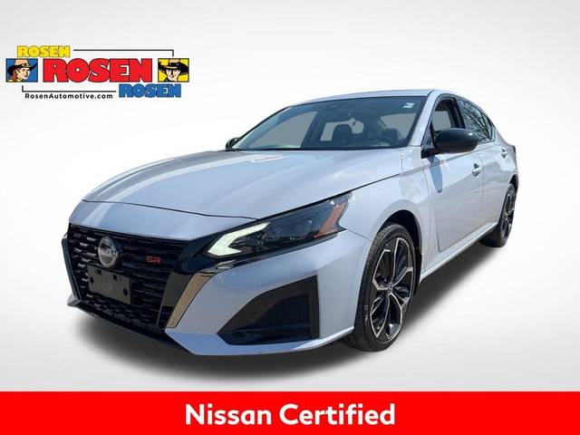 2023 Nissan Altima 2.5 SR AWD photo