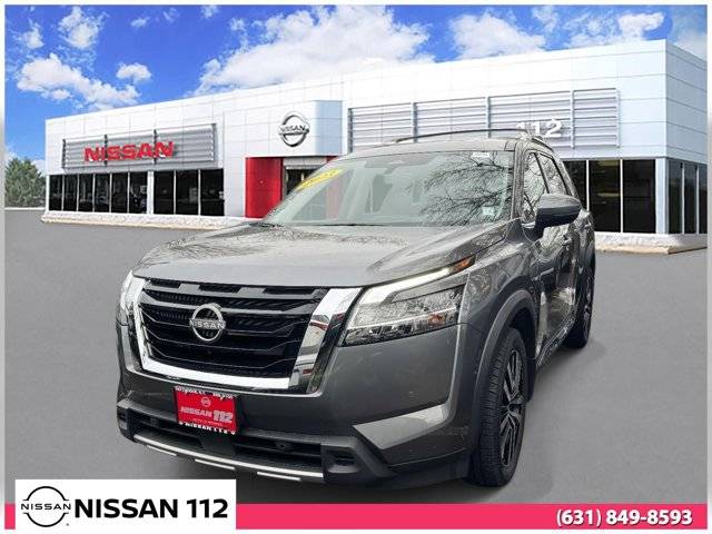 2023 Nissan Pathfinder Platinum 4WD photo