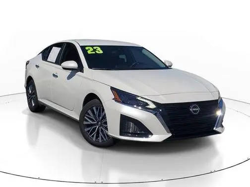 2023 Nissan Altima 2.5 SV AWD photo
