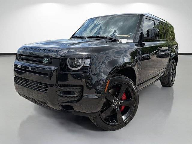 2023 Land Rover Defender 130 X-Dynamic SE AWD photo