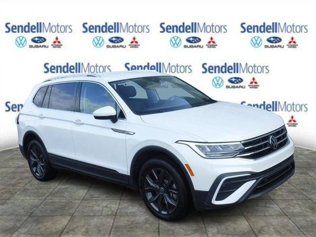 2023 Volkswagen Tiguan SE FWD photo