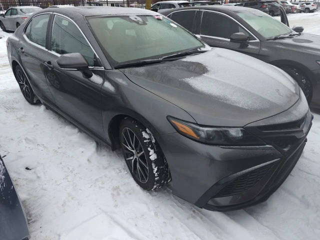 2023 Toyota Camry Hybrid SE FWD photo