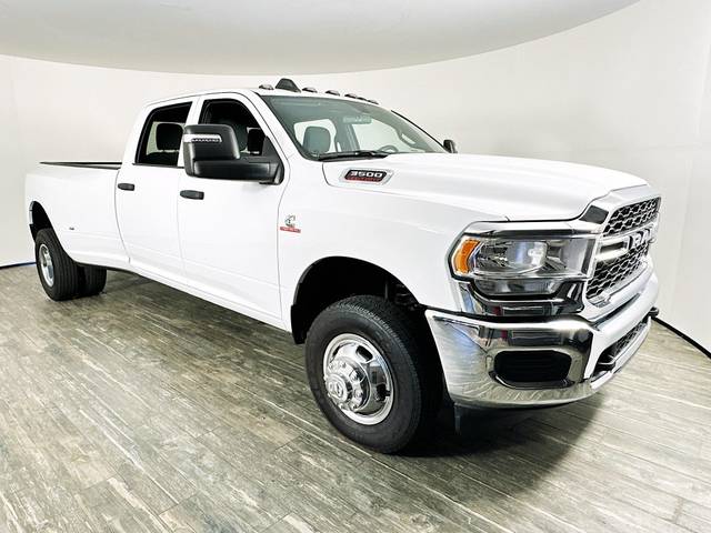 2023 Ram 3500 Tradesman 4WD photo