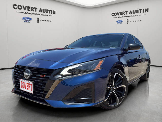 2023 Nissan Altima 2.5 SR FWD photo