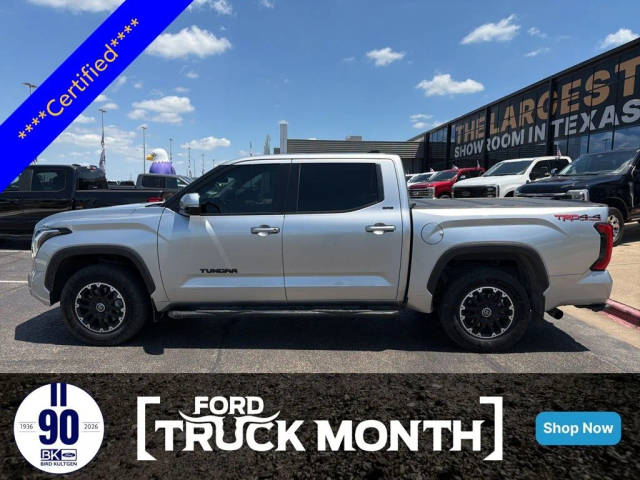 2023 Toyota Tundra SR5 4WD photo