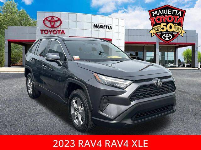 2023 Toyota RAV4 XLE FWD photo