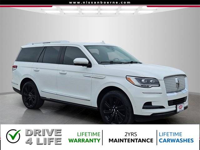 2023 Lincoln Navigator Reserve 4WD photo