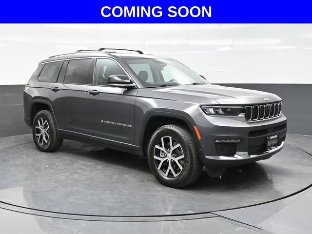 2023 Jeep Grand Cherokee L Limited 4WD photo