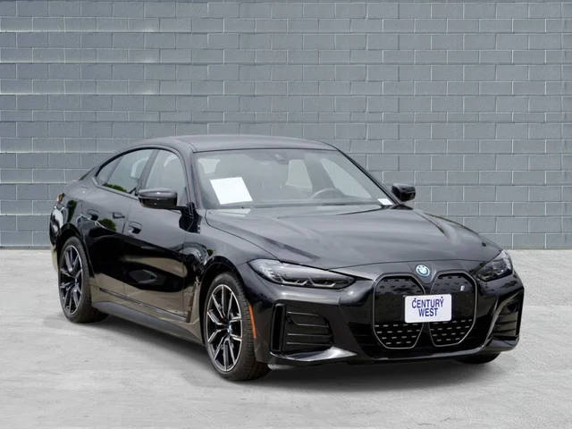 2023 BMW i4 eDrive40 RWD photo