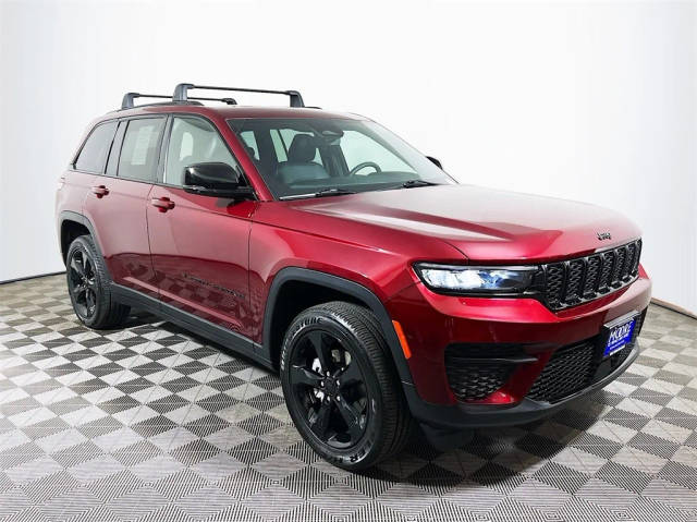 2023 Jeep Grand Cherokee Altitude 4WD photo