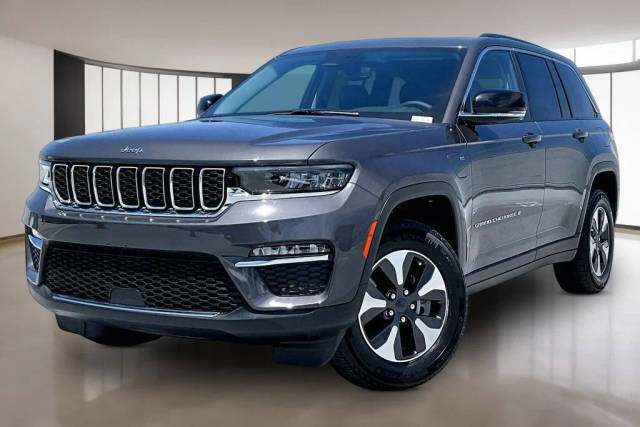2023 Jeep Grand Cherokee 4WD photo