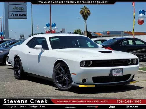 2023 Dodge Challenger GT RWD photo