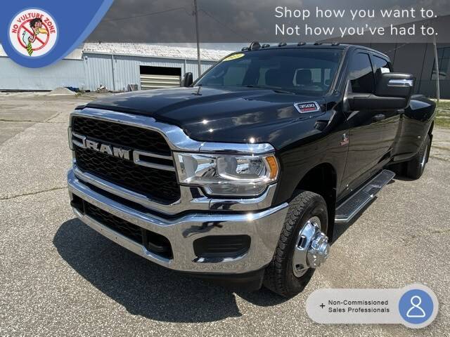 2023 Ram 3500 Tradesman 4WD photo