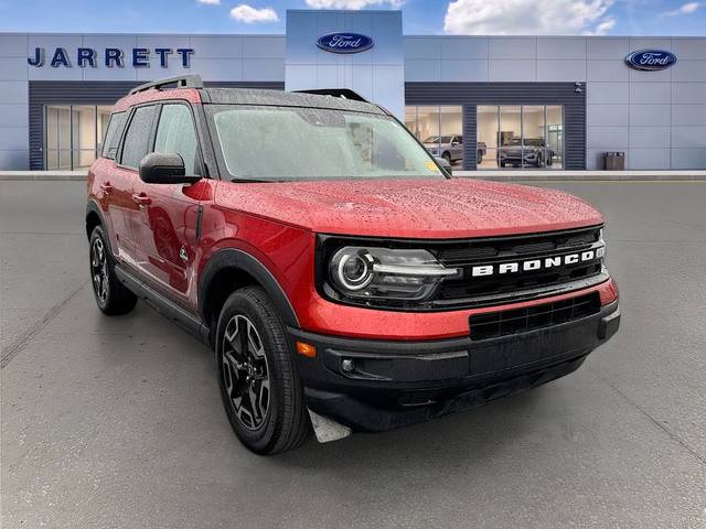 2023 Ford Bronco Sport Outer Banks 4WD photo