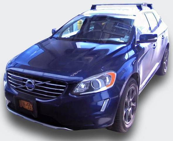 2015 Volvo XC60 T6 Platinum AWD photo