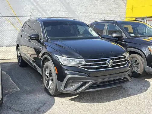 2023 Volkswagen Tiguan SE FWD photo