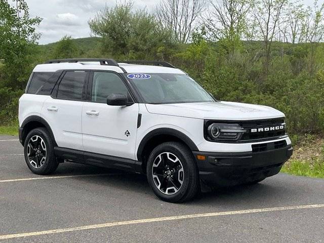2023 Ford Bronco Sport Outer Banks 4WD photo