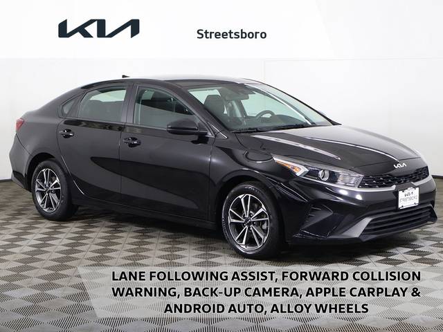 2023 Kia Forte LXS FWD photo